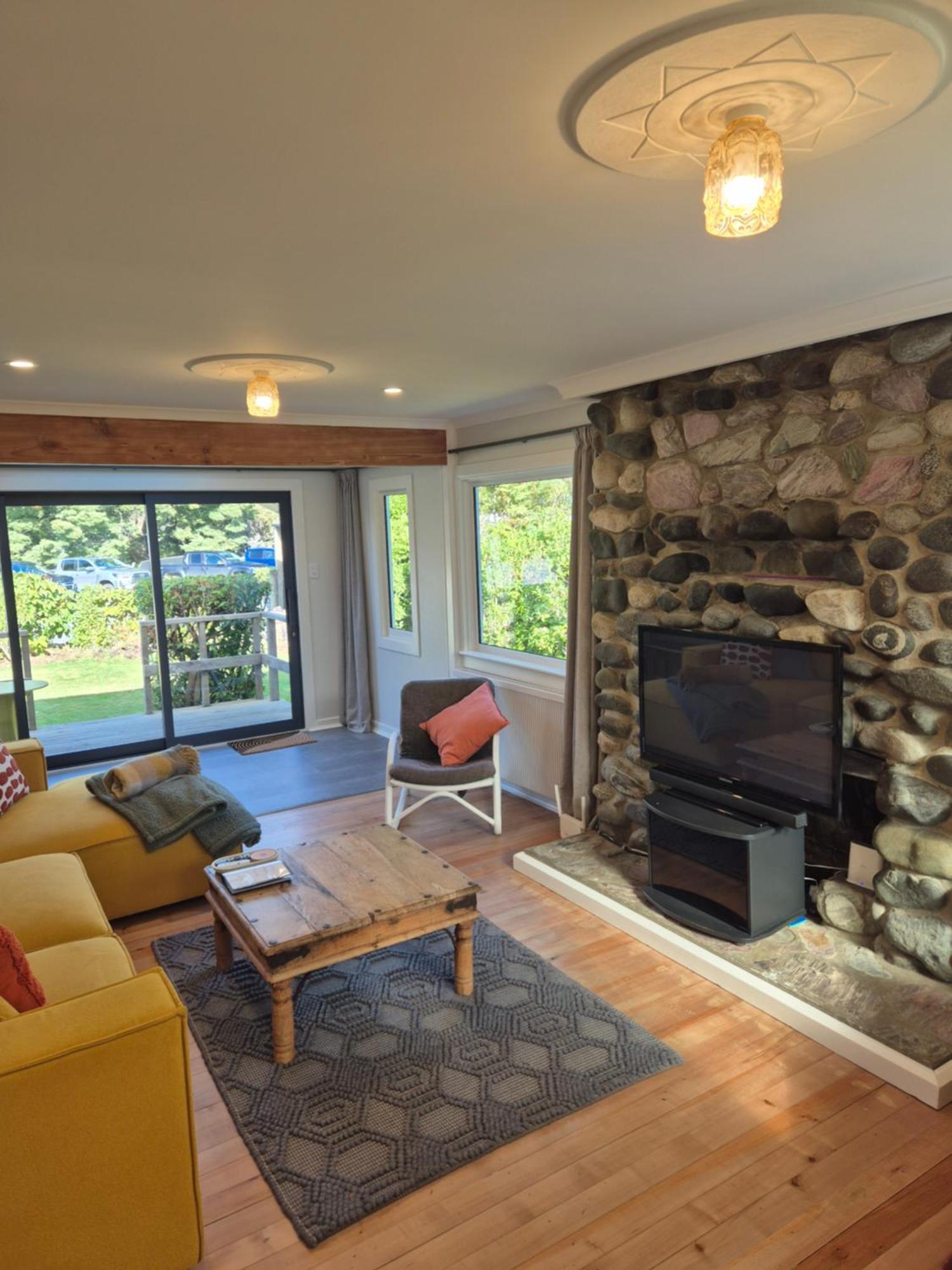Cosy Getaway In Manapouri Exterior foto